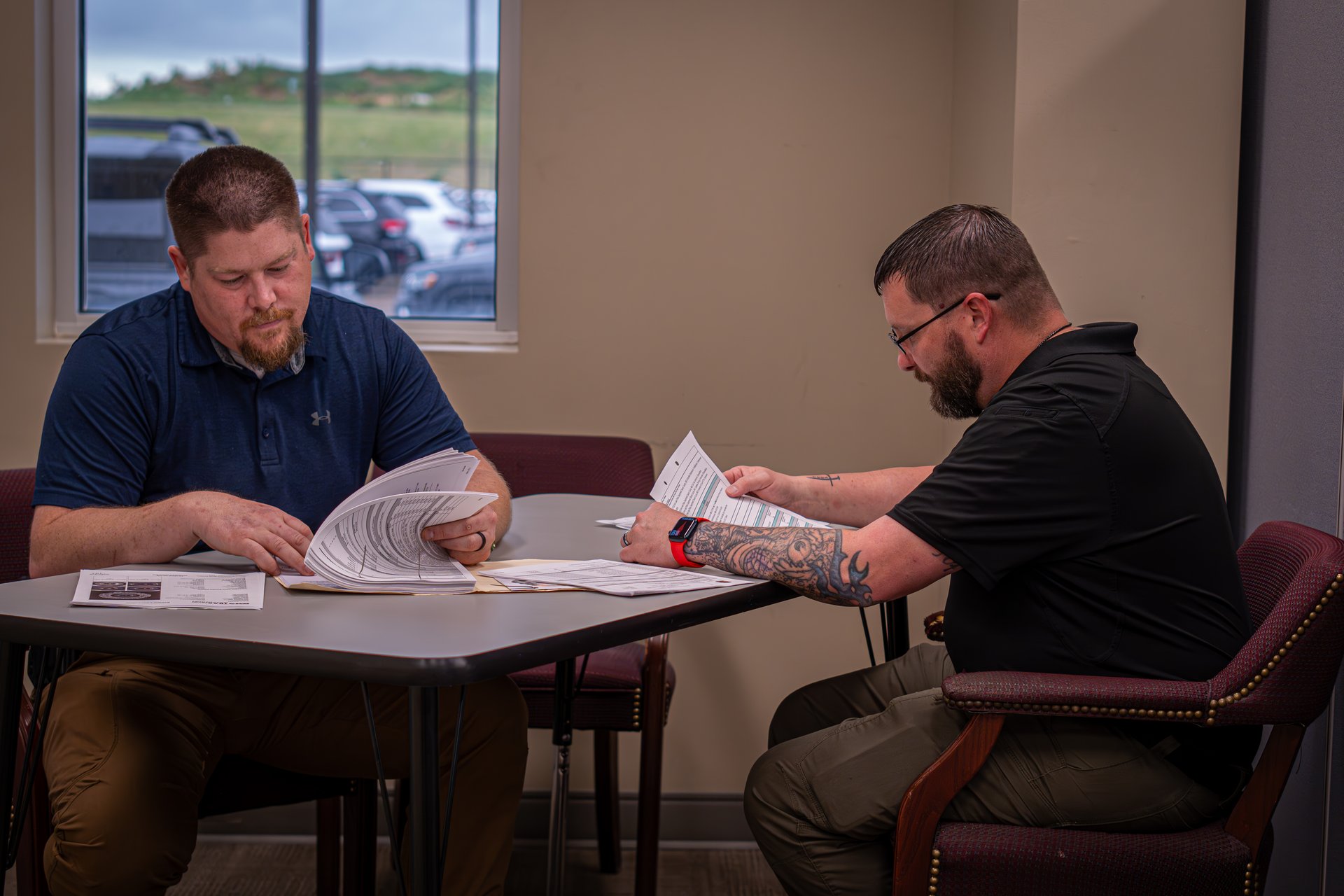 DeSoto County Major Crimes investigator working a case